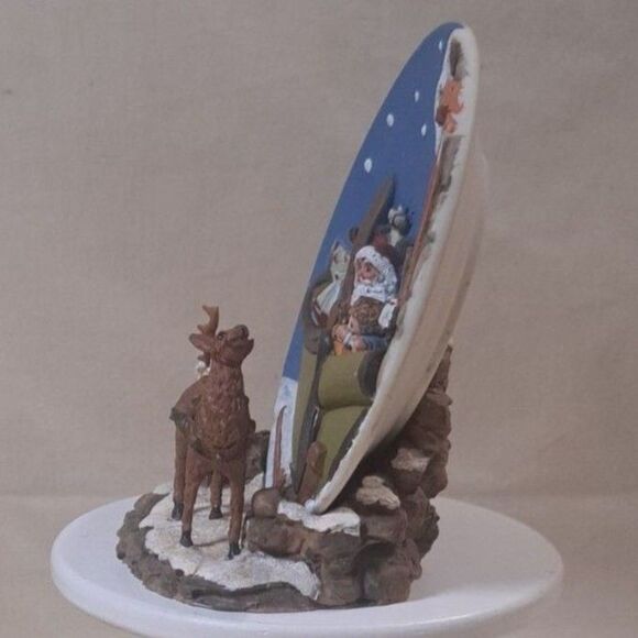 90s Vintage Revival "A Christmas Remembered Vintage" 1997 Santa Elves Figurine - Picture 3 of 8